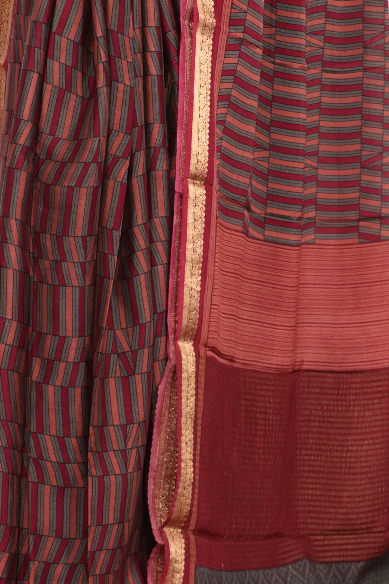 Pure Floral Zari Crepe Silk Saree AL206169